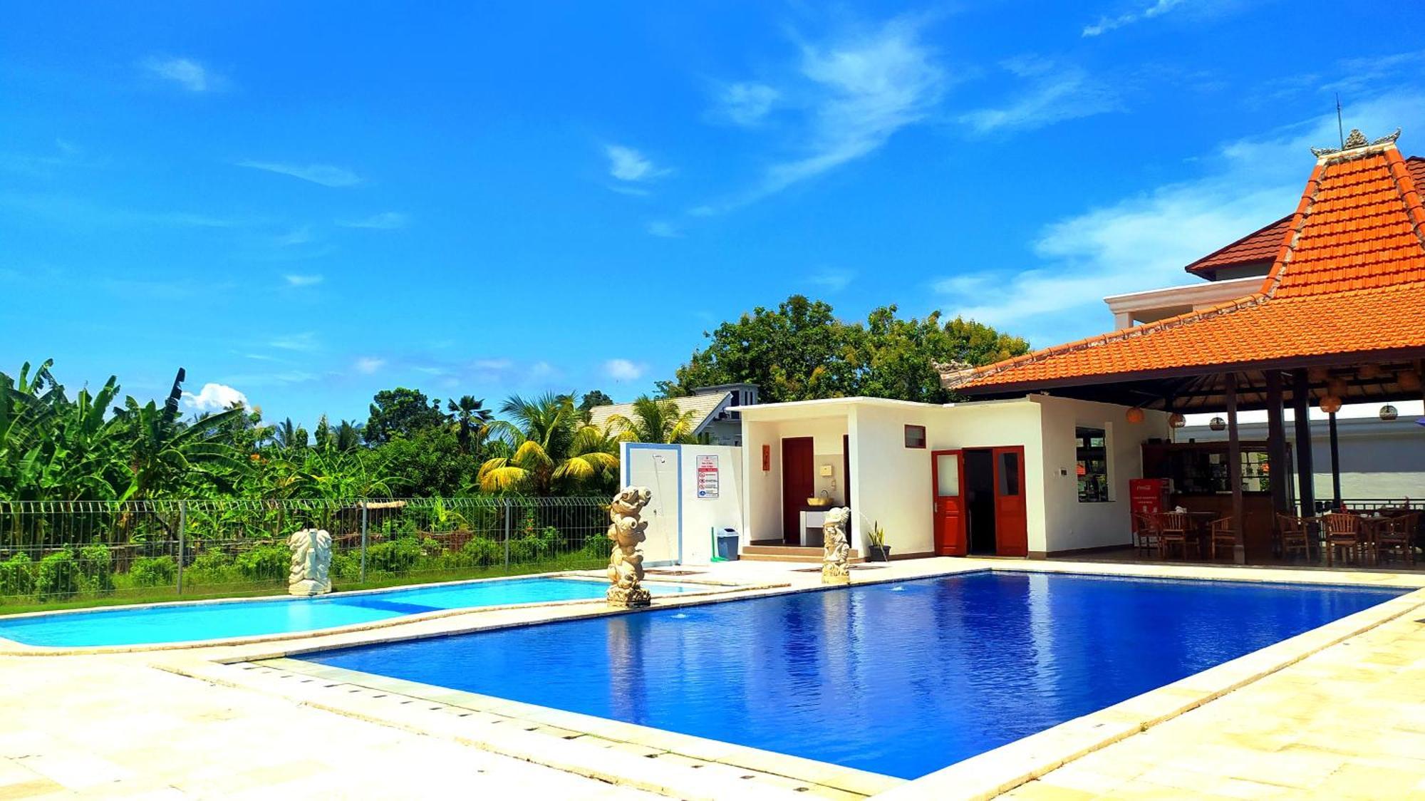 Puri Lovina Hotel Exterior photo